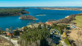 Jeszcze raz okolice Wierzby na wiosennych ujęciach z drona - zdjęcie 8