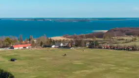 Jeszcze raz okolice Wierzby na wiosennych ujęciach z drona - zdjęcie 19