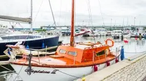 Oldtimery na wodzie w Giżycku: koncert, regaty i parada - zdjęcie 17