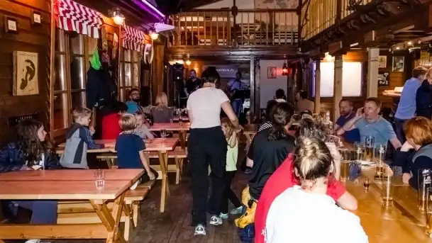 Zdjęcia: Tańce i śpiewańce z Mazurskim Traktem - zdjęcie 1