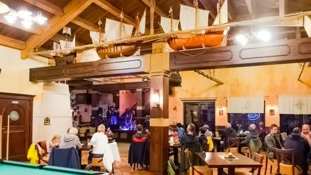 Zdjęcia: Załoga Dr. Bryga przybiła do portu Ognisty Ptak  - zdjęcie 8