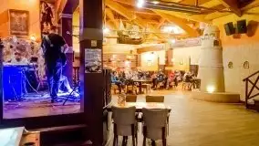 Zdjęcia: Załoga Dr. Bryga przybiła do portu Ognisty Ptak  - zdjęcie 1