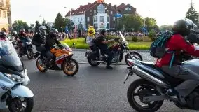 Zdjęcia: Parada motocykli ulicami Giżycka  - zdjęcie 10