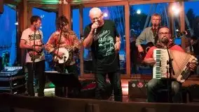 Zdjęcia: Port AZS-u oklaskiwał zespół Mechanicy Shanty - zdjęcie 2