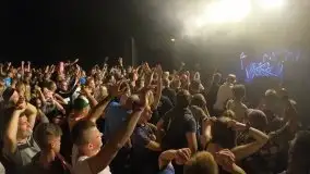 Zdjęcia: Energia, pasja i muzyka na scenie przy Mamrach - zdjęcie 9