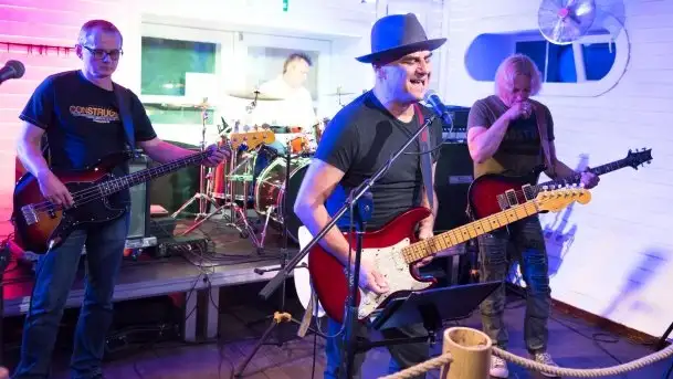 Zdjęcia: Baba Pruska gościła legendarną grupę blues-rockową - zdjęcie 6