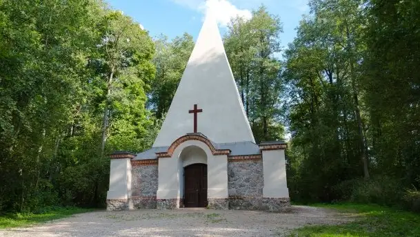 Zdjęcia: Piramida w mazurskim miejscu mocy - zdjęcie 4