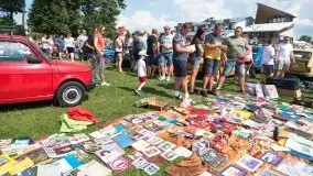 Zdjęcia:  Zlot "maluchów" w Giżycku. Nie ma klimy, ale jest klimat - zdjęcie 16