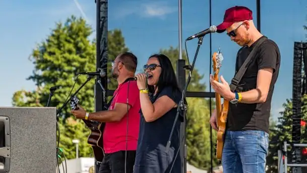 Zdjęcia: Udany Festyn w Bogaczewie i duża pomoc dla Szymona - zdjęcie 3