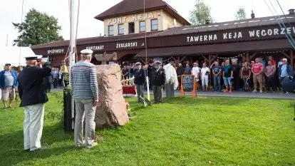 Zdjęcia: Popłynęli na cześć Wolnych Polskich Żeglarzy