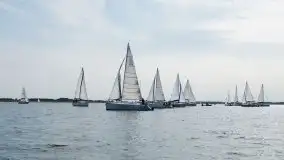 Zdjęcia: Popłynęli na cześć Wolnych Polskich Żeglarzy - zdjęcie 35