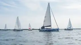 Zdjęcia: Popłynęli na cześć Wolnych Polskich Żeglarzy - zdjęcie 40