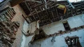 Niszczejąca perełka włoskiej architektury w Silginach - zdjęcie 14