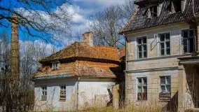 Pałac w Bęsi, na który rzucono klątwę - zdjęcie 36