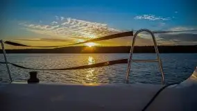 Zachód słońca podczas pływania jachtem Antila 30 - zdjęcie 4