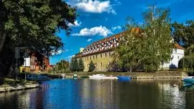 Zdjęcia: Poradnik motorowodny, skuterem i jachtem motorowym przez Mazury - jezioro Mamry - zdjęcie 16