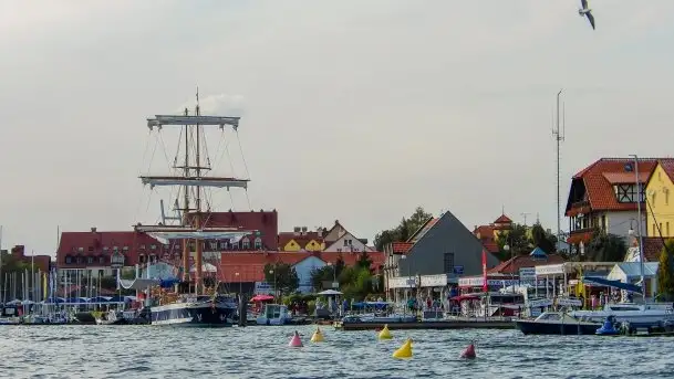 Zdjęcia: Poradnik - motorowodne Mazury - jezioro Mikołajskie - zdjęcie 4