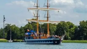 Zdjęcia: Poradnik - motorowodne Mazury - jezioro Śniardwy - zdjęcie 14