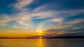 Zachód słońca, widok z wody na jezioro Święcajty - zdjęcie 29