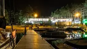 Nocne życie w porcie Tajty, sierpień 2020 r. - zdjęcie 33