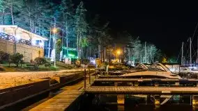 Nocne życie w porcie Tajty, sierpień 2020 r. - zdjęcie 26