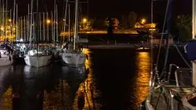Port AZS Wilkasy skąpany w ciemnościach nocy - zdjęcie 45