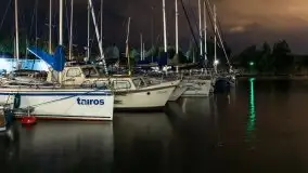 Noc w porcie PTTK Wilkasy nad jeziorem Niegocin - zdjęcie 24