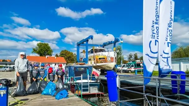 Sprzątanie Świata (Mazur) przez Rotarack Giżycko i Giżycką Grupę Regatową - zdjęcie 2
