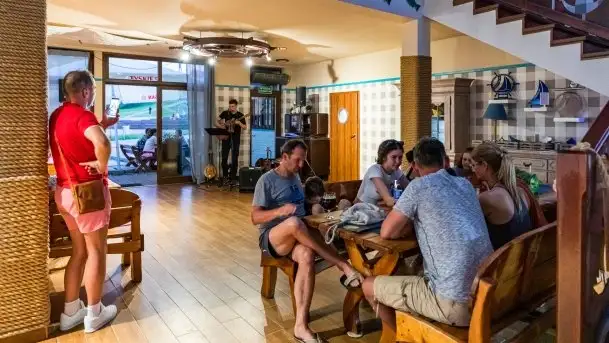 Marcina Kaszubat, Dezeta w porcie PTTK Wilkasy, czerwiec 2020 - zdjęcie 3