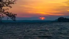 Piękny, grudniowy wschód słońca nad jeziorem Święcajty, 2020 - zdjęcie 37