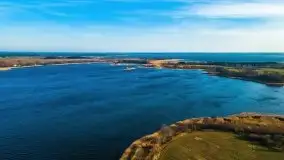 Jesienne jezioro Tuchlin z lotu mewy - zdjęcie 10