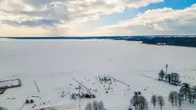 Fotorelacja z rzeźbienia w lodzie w Giżycku - zdjęcie 70
