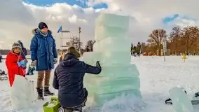 Fotorelacja z rzeźbienia w lodzie w Giżycku - zdjęcie 56