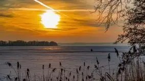 Zachód słońca nad jeziorem Niegocin, luty 2021 - zdjęcie 33