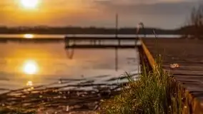 Wiosenny wschód słońca nad jeziorem Pozezdrze - zdjęcie 12