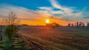 Majowy wschód słońca nad jeziorem Wojnowo - zdjęcie 28