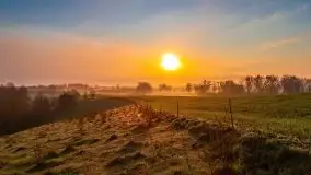 Majowy wschód słońca nad jeziorem Wojnowo - zdjęcie 47