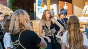 Przedstawienie teatralne "Garby" w porcie Tło Dla Mew - zdjęcie 1