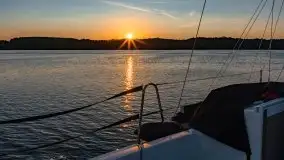 Wieczorny zachód podczas rejsu po ryńskim, czerwiec 2021 - zdjęcie 1