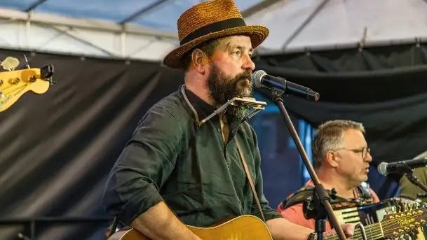 Zespół Formacja na deskach portu w Sztynorcie, czerwiec 2021 r. - zdjęcie 7