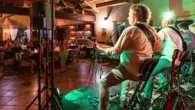 Fotorelacja mazurskiej Alei Gwiazd Szantowych w Ognistym Ptaku - zdjęcie 21