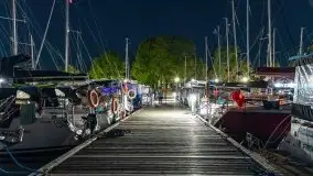 Kolory i klimat nocnego portu w Sztynorcie - zdjęcie 37