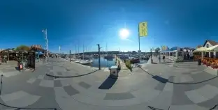 Wioska Żeglarska w Mikołajkach nad jeziorem Mikołajski, 2021