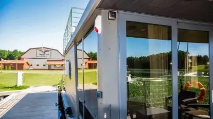 Dom na wodzie w Ognistym Ptaku - zdjęcie 2