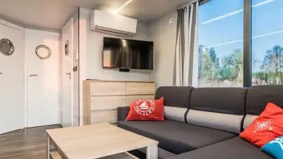 Dom na wodzie nad jeziorem Mamry - zdjęcie 2