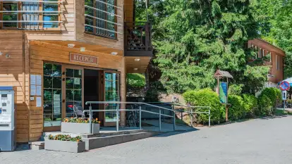 Ośrodek Wypoczynkowy Łabędzi Ostrów - zdjęcie 40