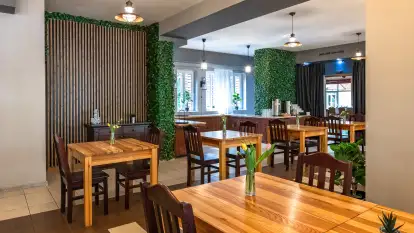 Restauracja Łabędzi Ostrów - zdjęcie 4