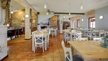 Restauracja Pod Dębem - zdjęcie 5