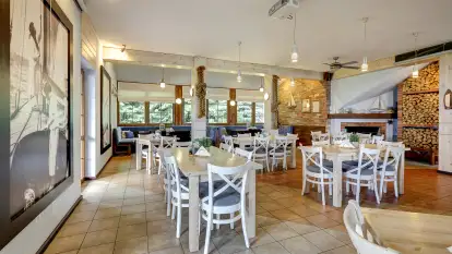 Restauracja Pod Dębem - zdjęcie 8