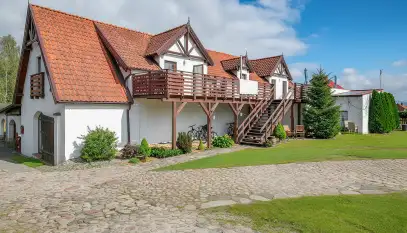 Pokoje i apartamenty Spichlerz - zdjęcie 1